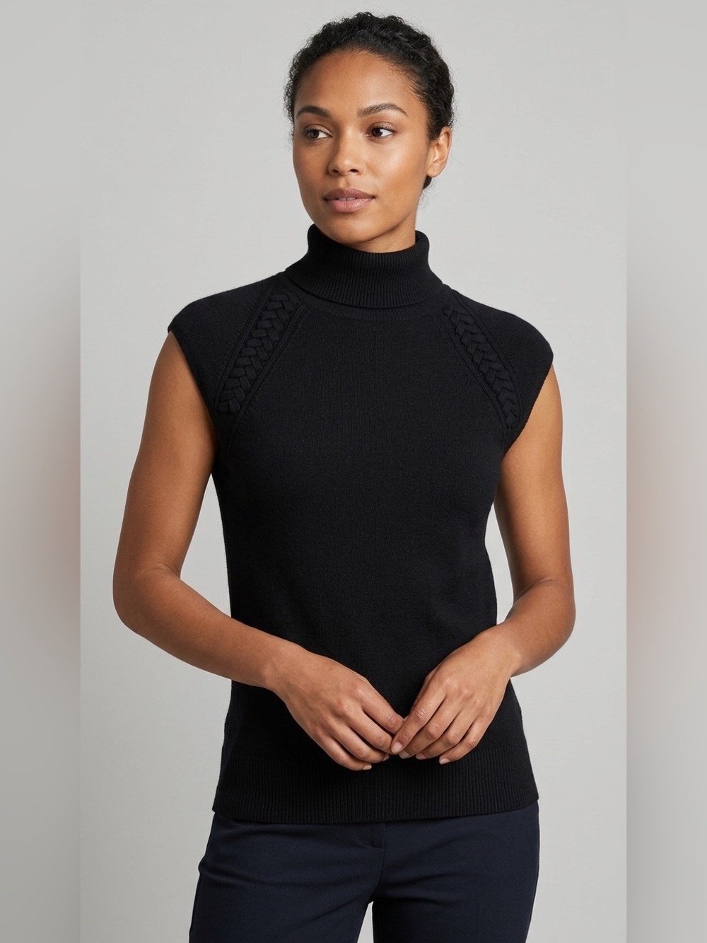🍁 Ellen Tracy Black Sleeveless Knit Turtleneck with Braided Detail #67